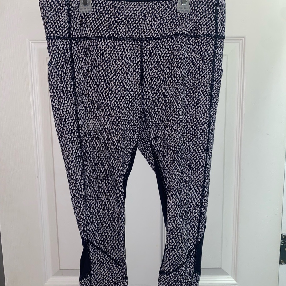 Lululemon Pace Rival Crop Black and White Patterned Leggings